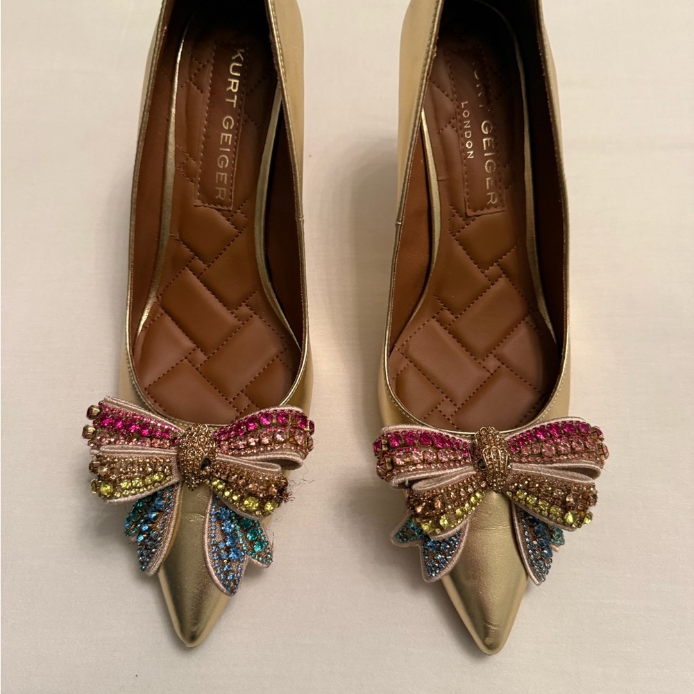 Kurt Geiger London Bow gold pumps Size 41.5